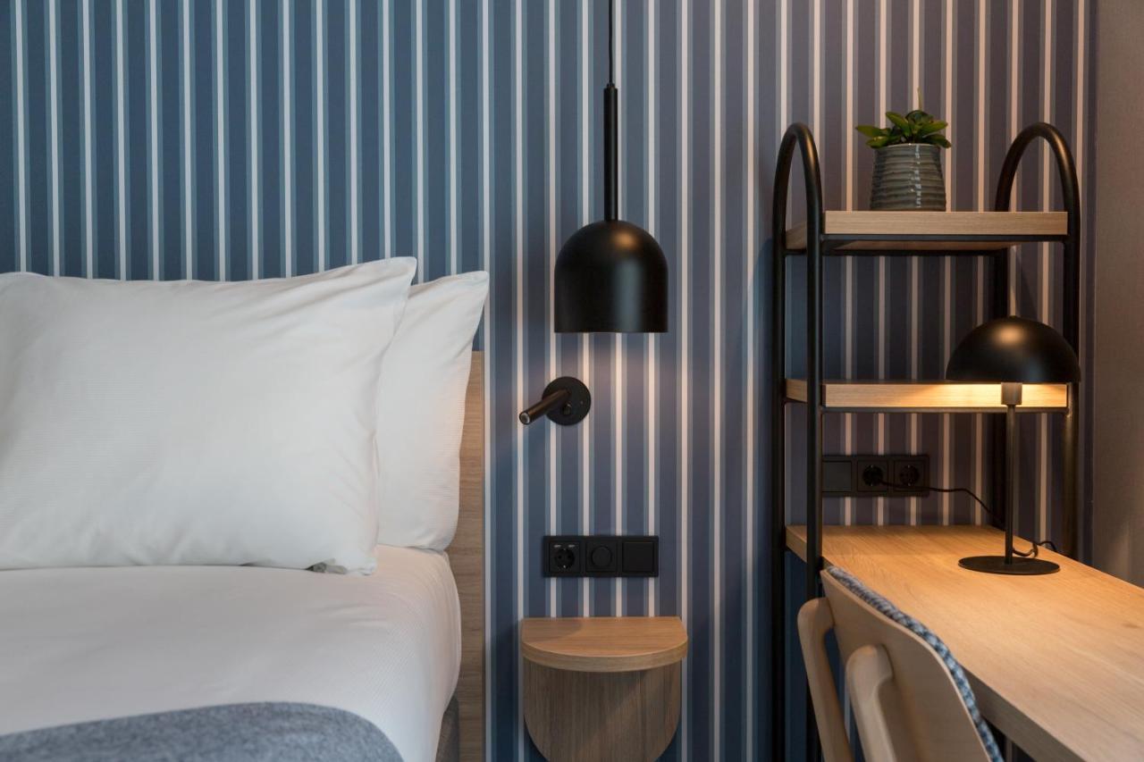 Van Der Valk Hotel Венло Екстериор снимка