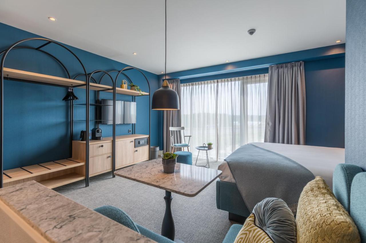 Van Der Valk Hotel Венло Екстериор снимка
