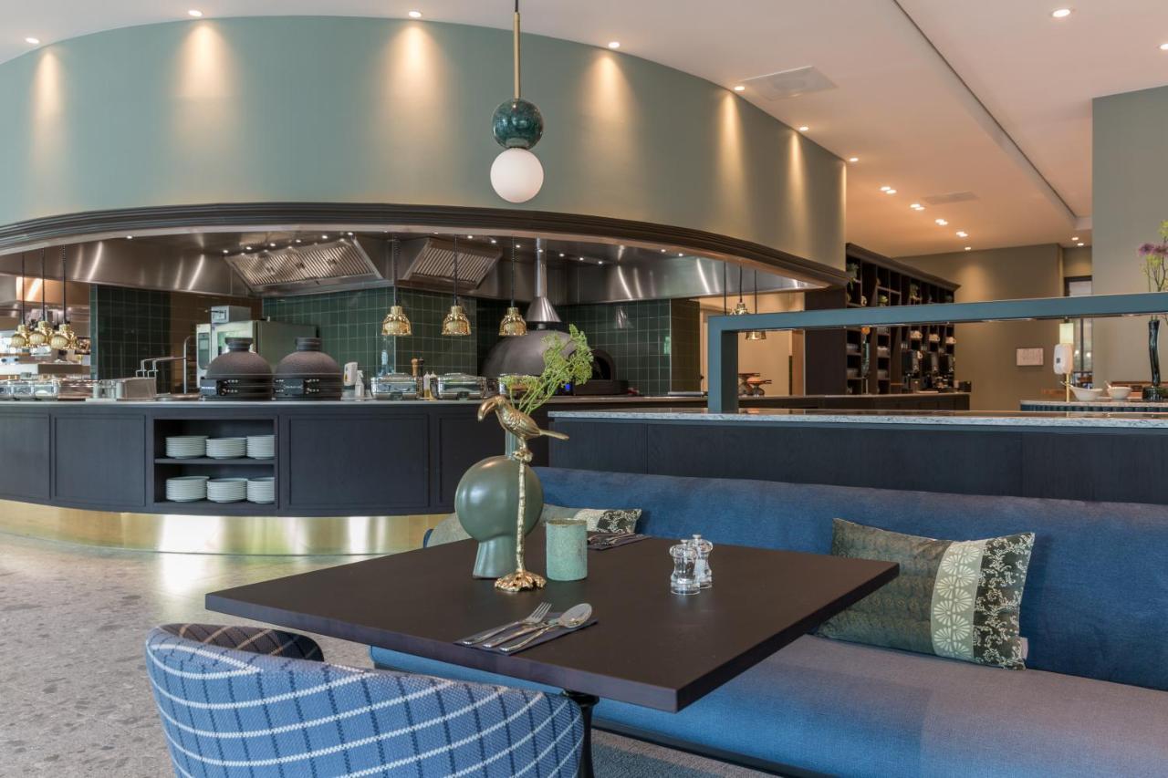 Van Der Valk Hotel Венло Екстериор снимка